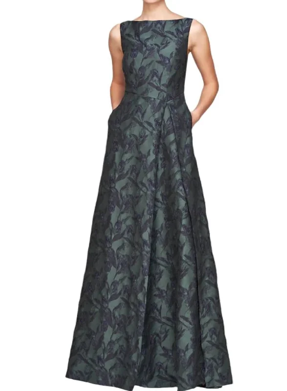 Stylish Statements Caitlin Gown In Light Emerald Graceful Cut