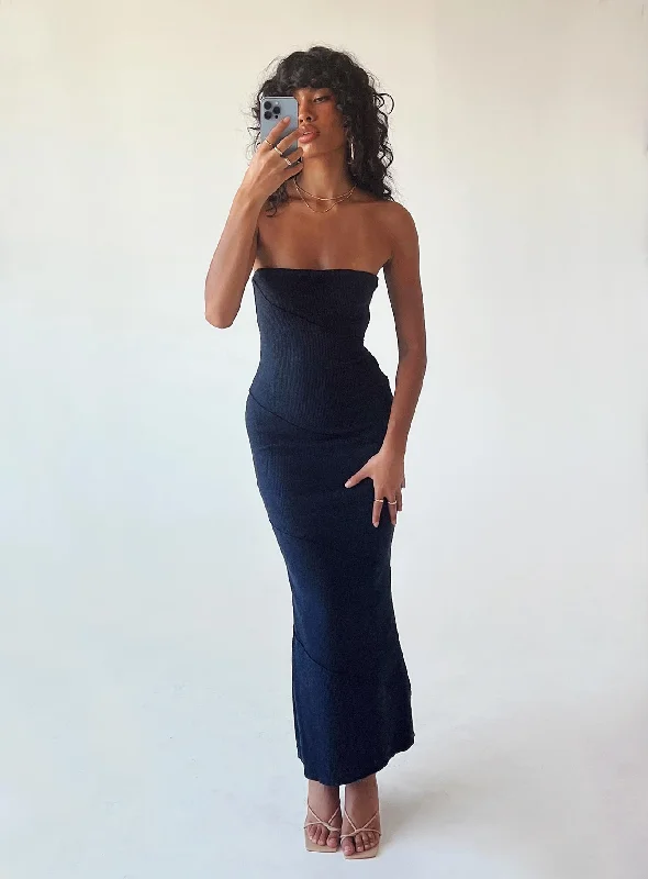 Limited Stock, Big Sale Oscar Midi Dress Navy Casual Chic