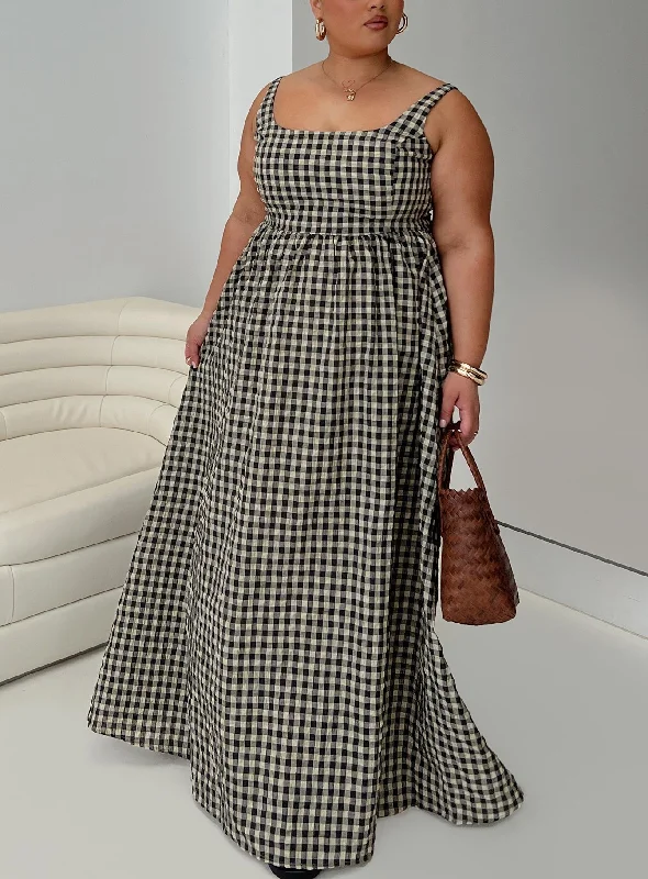 You'Ll Love Us Because Cartmel Check Maxi Dress Black / Cream Curve Luxury Style