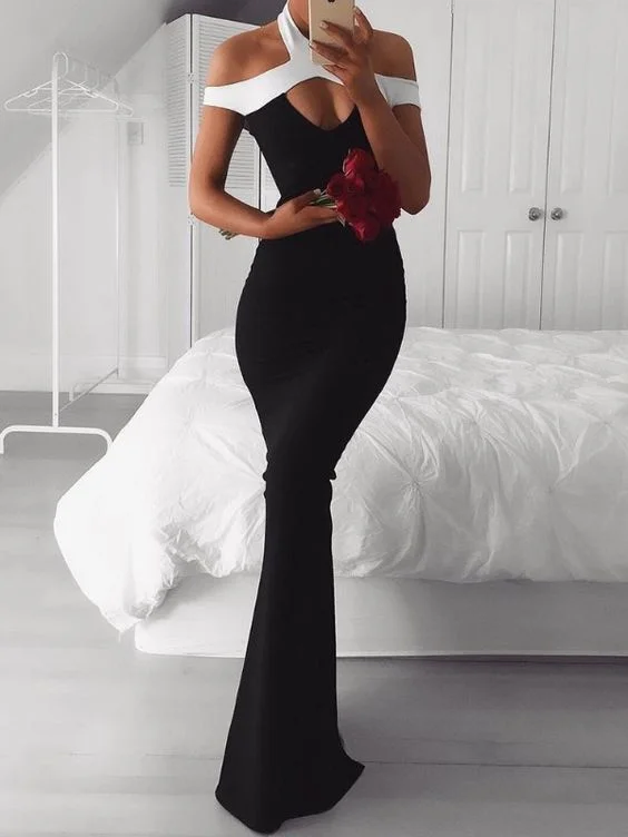 Crazy Price Slashing Sexy Halter Cutout Maxi Bodycon prom Dress  cg6190 Romantic Detailing